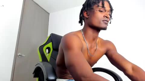 james_makony_1 online show from 6, 1, 2025