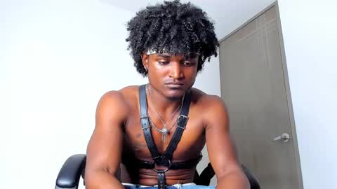 james_makony_1 online show from 22, 1, 2025