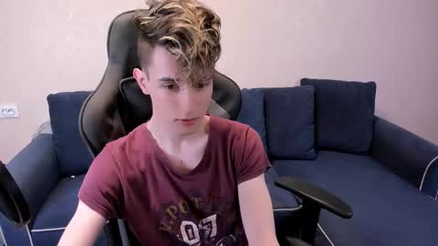 James online show from 8, 11, 2025