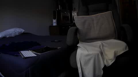 Snapshot of jamesbondage_0069 chatting on 1, 11, 2025 James Bondage online show from 1, 11, 2025