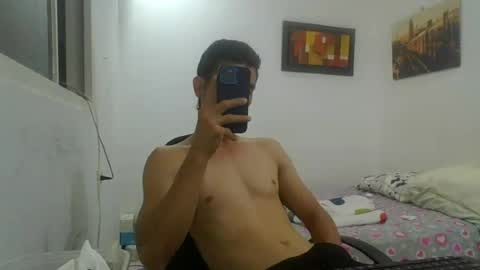 Snapshot of jamesbrom2000 chatting on 14, 7, 2026 jamesbrom2000 online show from 14, 7, 2026