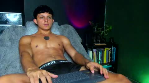 Snapshot of jamesgolden_ chatting on 30, 9, 2025 jamesgolden_ online show from 30, 9, 2025