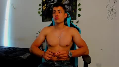 Jamess hott online show from 28, 1, 2025