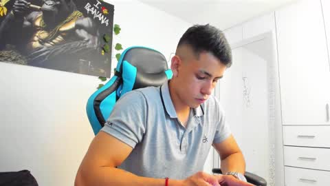 Jamess hott online show from 18, 2, 2025