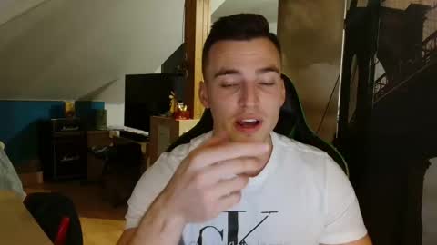 jamesss11158699 online show from 5, 12, 2024