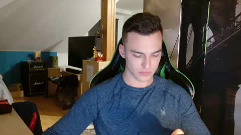 jamesss11158699 online show from 6, 12, 2024