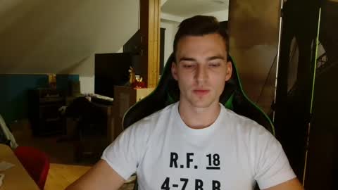 jamesss11158699 online show from 14, 12, 2024