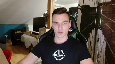 jamesss11158699 online show from 15, 12, 2024