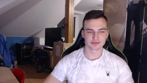 jamesss11158699 online show from 27, 1, 2025