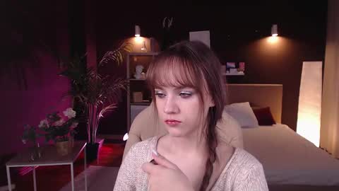 Snapshot of jamie_chung chatting on 8, 11, 2025 jamie_chung online show from 8, 11, 2025