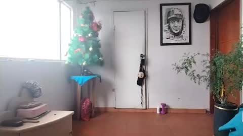 janariivera1 online show from 17, 12, 2025