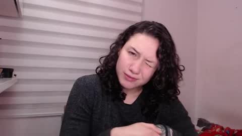 Snapshot of jane_r chatting on 12, 9, 2025 Jane online show from 12, 9, 2025