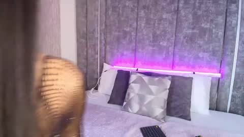 janedaviss online show from 18, 5, 2026