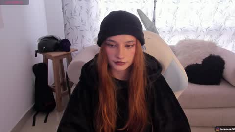 Snapshot of janee_lane chatting on 5, 11, 2025 Jane online show from 5, 11, 2025