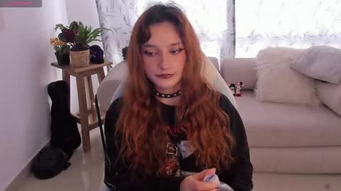 Snapshot of janee_lane chatting on 8, 11, 2025 Jane online show from 8, 11, 2025