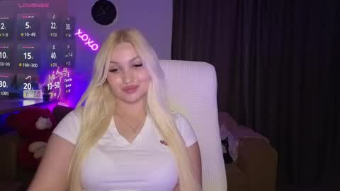 Snapshot of janemiss chatting on 9, 5, 2026 Jane online show from 9, 5, 2026