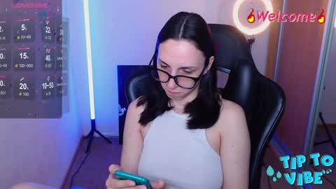 Jane Roger online show from 5, 12, 2024