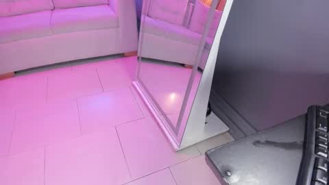 Janinne  online show from 12, 2, 2026