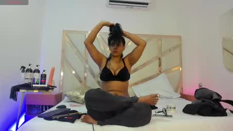 Janna online show from 9, 11, 2025