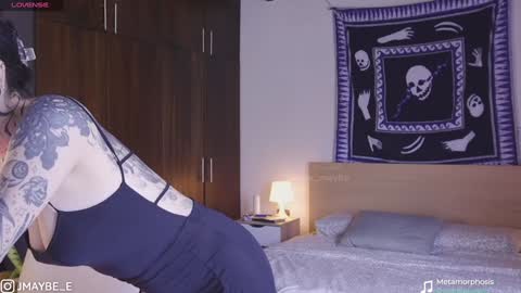   jmaybe e online show from 9, 1, 2025