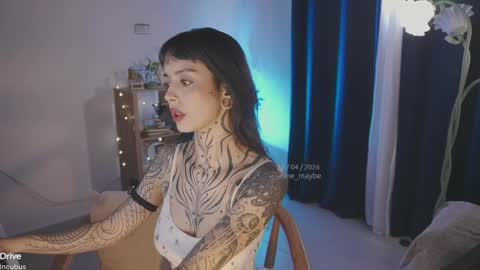   jmaybe e online show from 28, 4, 2026