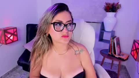 Janne Monroe online show from 7, 11, 2025