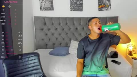 janomar01 online show from 7, 1, 2025