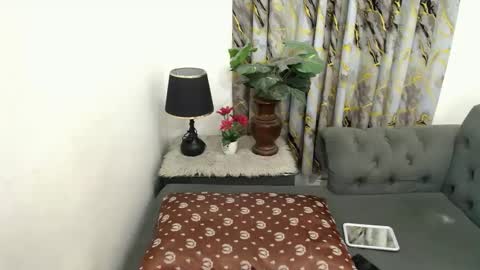 Snapshot of japanesse_pinayxx chatting on 15, 11, 2025 Belle Or Bella TIme online here 10am to 5pm online show from 15, 11, 2025