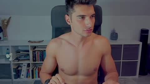 Snapshot of jaredshawnew chatting on 31, 1, 2025 Jared Shaw online show from 31, 1, 2025