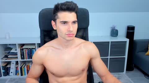 Snapshot of jaredshawnew chatting on 8, 2, 2025 Jared Shaw online show from 8, 2, 2025