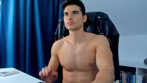 Snapshot of jaredshawnew chatting on 4, 3, 2025 Jared Shaw online show from 4, 3, 2025