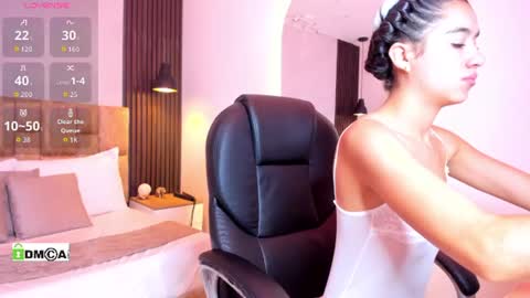 Snapshot of jasmin_adams chatting on 18, 6, 2026 Jasmin online show from 18, 6, 2026