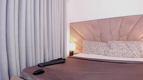 jasmin_melons online show from 27, 11, 2025