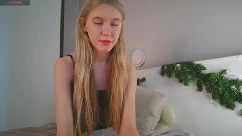 Chloe online show from 3, 2, 2026