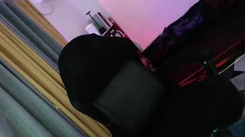 lavander  not for free show  online show from 9, 4, 2026