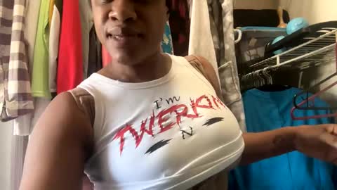 Snapshot of jasminekay chatting on 3, 1, 2025 JasmineKay online show from 3, 1, 2025