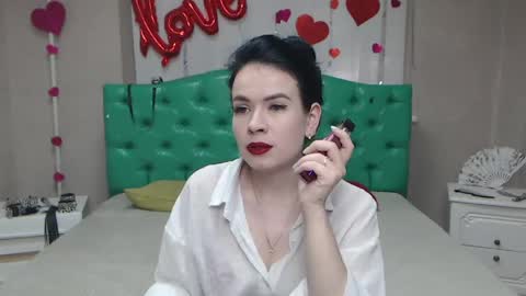 JasmineKouch online show from 17, 4, 2026