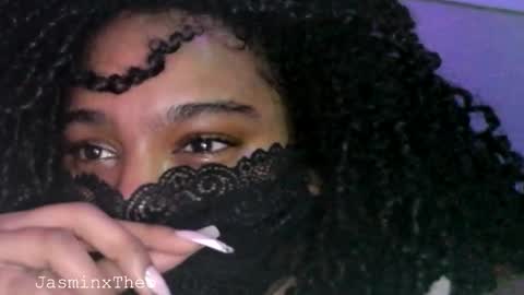 Jasmin Theo online show from 3, 10, 2025