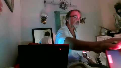 Snapshot of jasonreloaded694u chatting on 18, 11, 2025 Jason online show from 18, 11, 2025