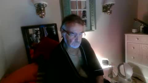 Snapshot of jasonreloaded694u chatting on 25, 11, 2025 Jason online show from 25, 11, 2025