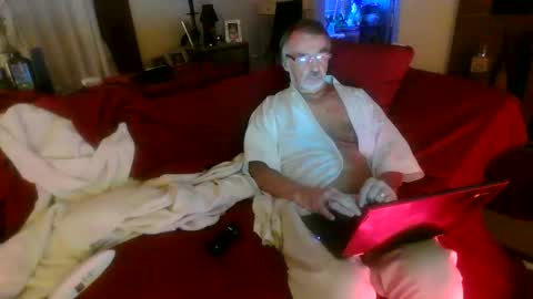 Snapshot of jasonreloaded694u chatting on 26, 11, 2025 Jason online show from 26, 11, 2025