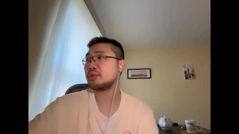 Snapshot of jasonryu2025 chatting on 7, 4, 2026 Jason Ryu online show from 7, 4, 2026