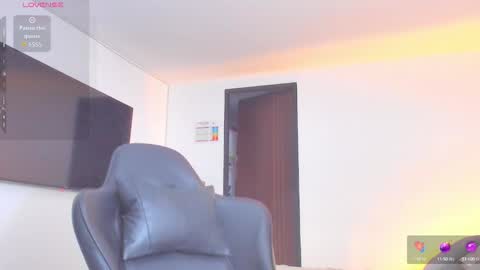 Snapshot of jasperbrooksx chatting on 5, 10, 2025 JBrooksXx online show from 5, 10, 2025