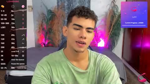 javi15  online show from 4, 12, 2025