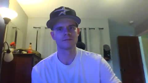Snapshot of jaybrik92 chatting on 29, 4, 2026 Jlio Delgauto online show from 29, 4, 2026