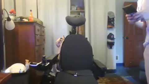 Snapshot of jaybrik92 chatting on 29, 4, 2026 Jlio Delgauto online show from 29, 4, 2026
