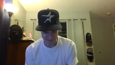 Snapshot of jaybrik92 chatting on 25, 5, 2026 Jlio Delgauto online show from 25, 5, 2026