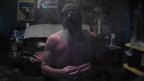 Grand Zaddy or Jay its casual online show from 31, 5, 2026