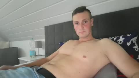 Snapshot of jayfex97 chatting on 15, 9, 2025 jayfex97 online show from 15, 9, 2025