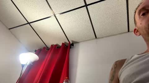 Snapshot of jayfly36 chatting on 23, 10, 2025 jayfly36 online show from 23, 10, 2025